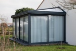 Une v&eacute;randa en aluminium am&eacute;liore l'isolation pr&egrave;s de La Roche-sur-Yon